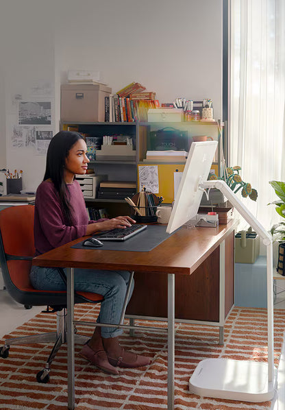 31,5-Zoll-4K-UHD-IPS-Touchscreen-Smartmonitor (mit mobilem Standfuß)